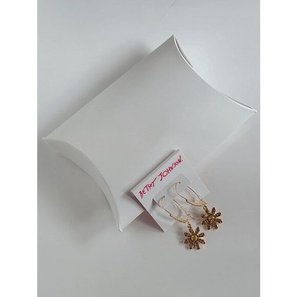 🌸 BETSEY JOHNSON Daisy Flower Shepherd Hook Pink Crystal Dangle Earrings NEW - Picture 8 of 14